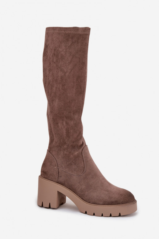 bottes Contre la route en daim écologiqueoÀe avec des talons Vinceza 58332 beige
