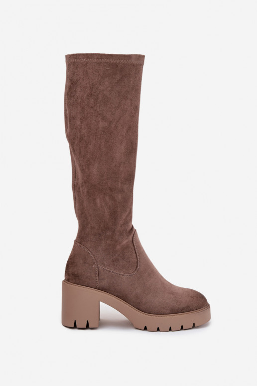 bottes Contre la route en daim écologiqueoÀe avec des talons Vinceza 58332 beige
