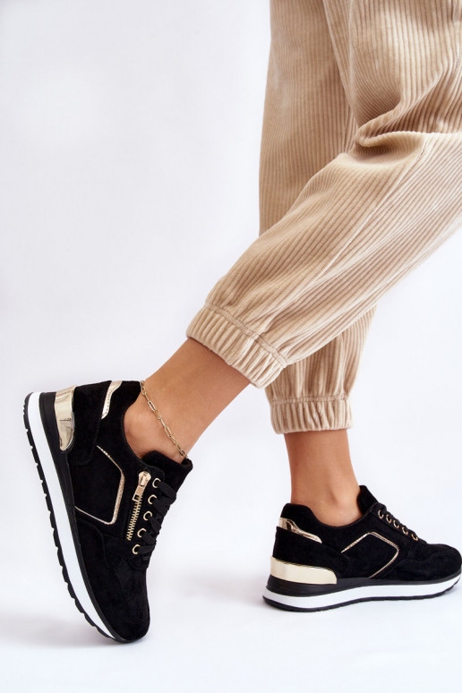 en daim baskets avec une plateforme couleur noire Riverside en daim baskets avec une plateforme couleur noire Riverside