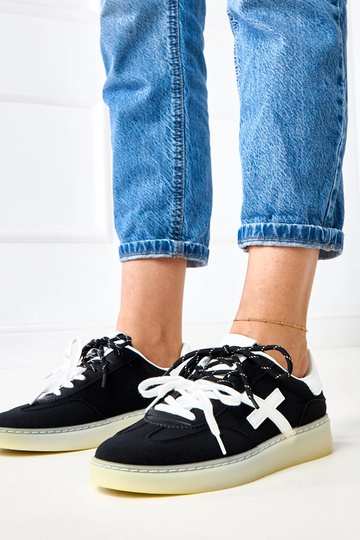 Baskets noires avec plateforme et insert blanc Eriksen
