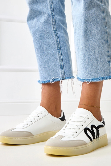 Baskets blanches avec plateforme et motif noir Izabell