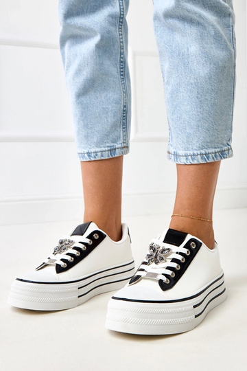 Baskets blanches avec...