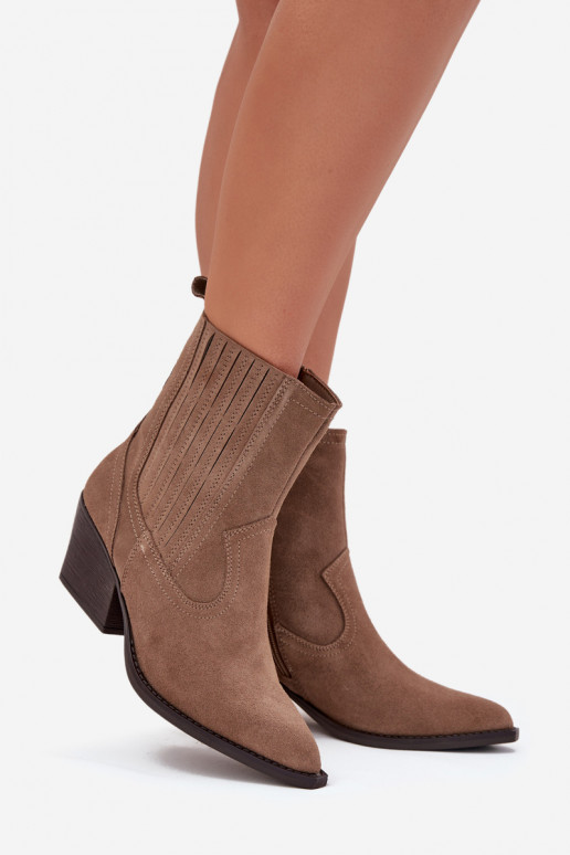Bottes style cowboy en daim pour femmes avec talons, doublées, couleur chaki Dylira Bottes style cowboy en daim pour femmes avec talons, doublées, couleur chaki Dylira