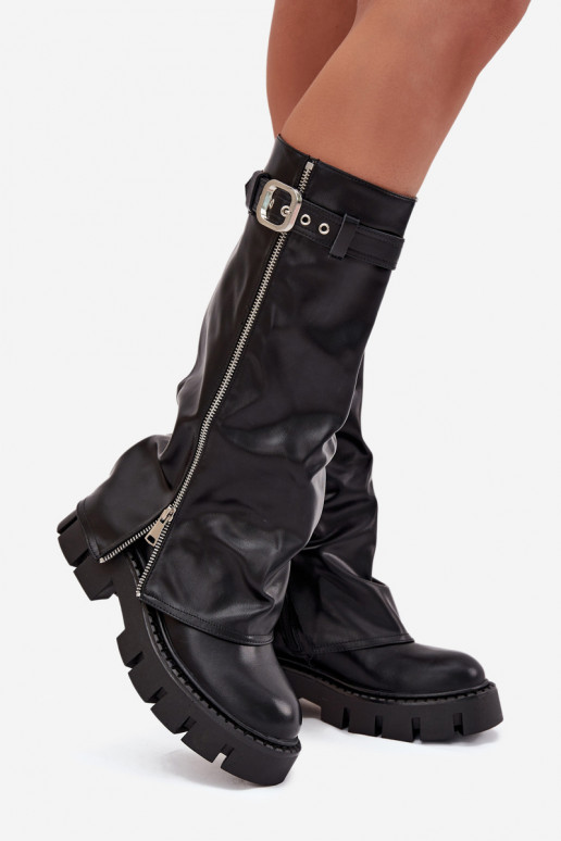 Bottes longues noires isolées avec choleika et boucles, et fermeture éclair argentée Armena