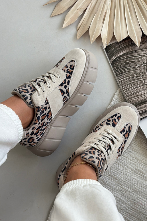 en daim réchauffer Chaussures modèle baskets Féminin avec une plateforme Vinceza 66841 avec des motifs en fourrure de léopard be