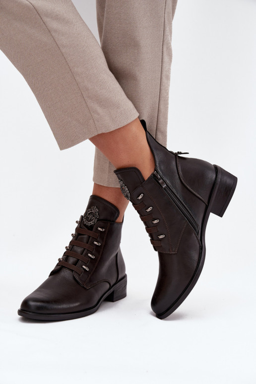 Faible Bottes réchauffer Au Château avec des ornements marron Nevalia