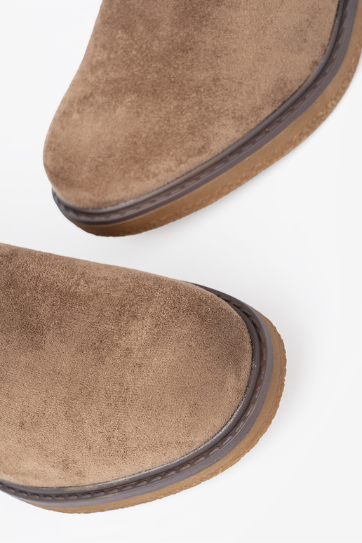 Élégant chaussures beige avec un talon confortable