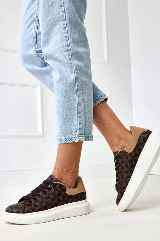 Baskets marron avec plateforme et... Baskets marron avec plateforme et...