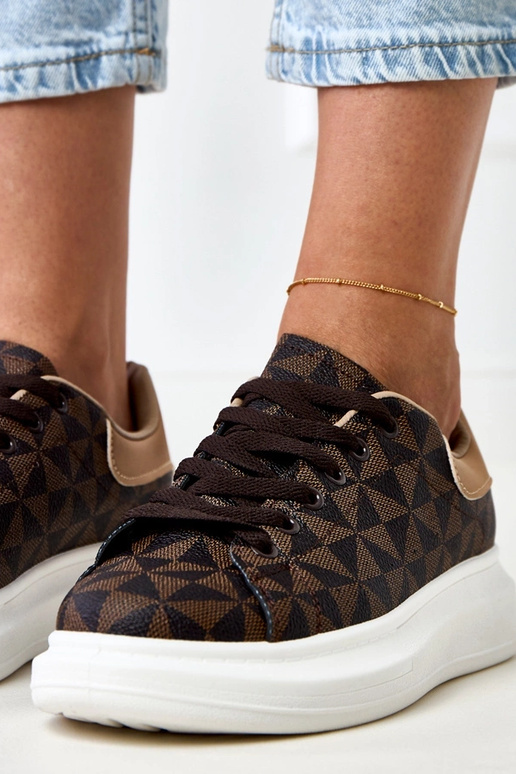 Baskets marron avec plateforme et... Baskets marron avec plateforme et...