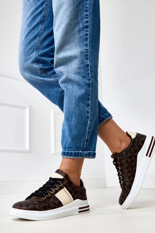 Baskets marron avec plateforme et... Baskets marron avec plateforme et...