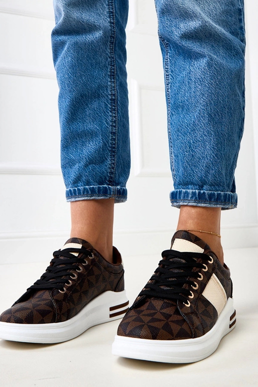 Baskets marron avec plateforme et... Baskets marron avec plateforme et...