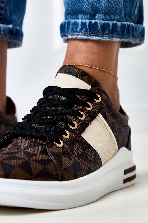 Baskets marron avec plateforme et... Baskets marron avec plateforme et...