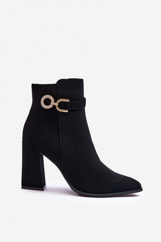 Peau Bottes avec des talons avec des ornements couleur noire Lymall