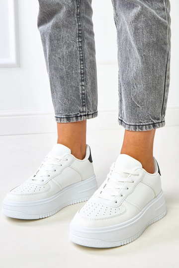 Baskets plateforme blanches...