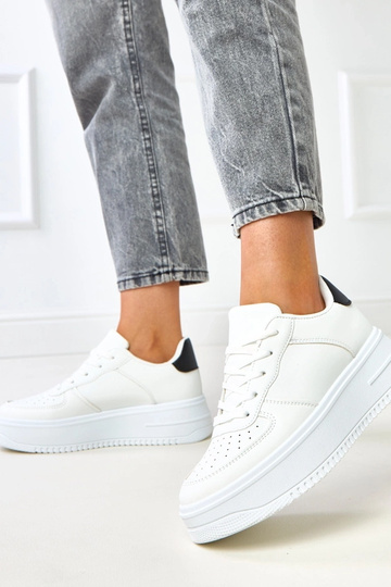 Baskets plateforme blanches... 2