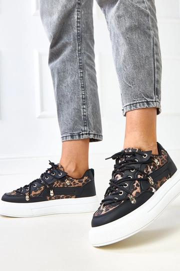 Baskets bicolores noires et... 2