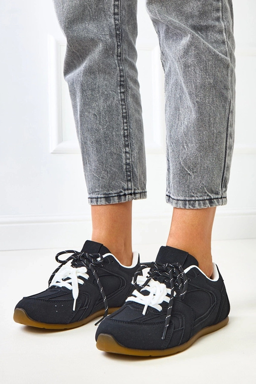 Baskets noires avec double lacet Casey Baskets noires avec double lacet Casey