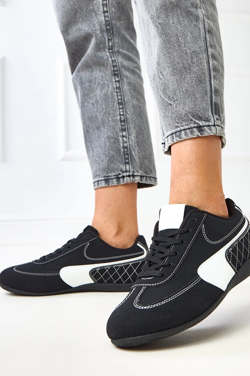 Baskets noires avec accent blanc Manaar Baskets noires avec accent blanc Manaar