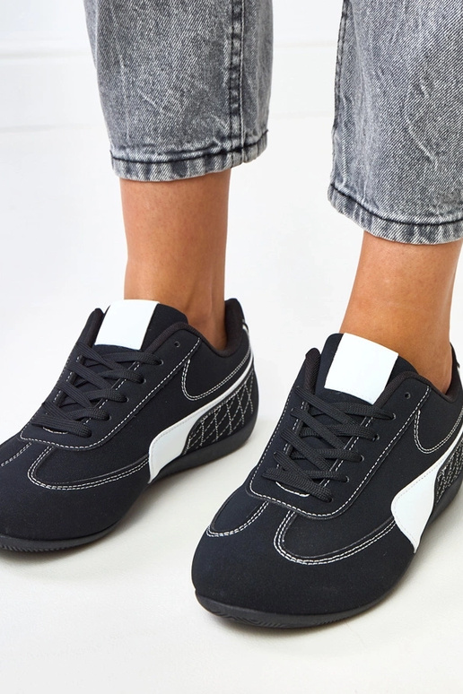 Baskets noires avec accent blanc Manaar Baskets noires avec accent blanc Manaar