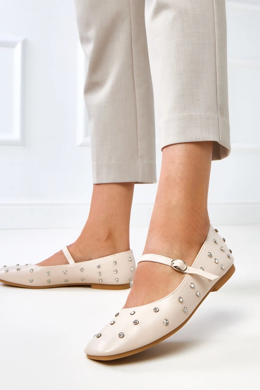 Ballerines couleur sable avec... Ballerines couleur sable avec...