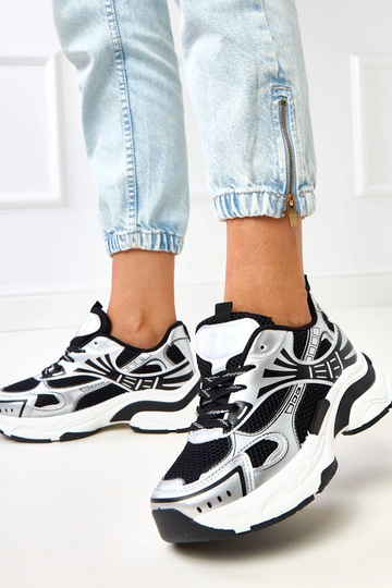 Baskets noires avec semelle... 2