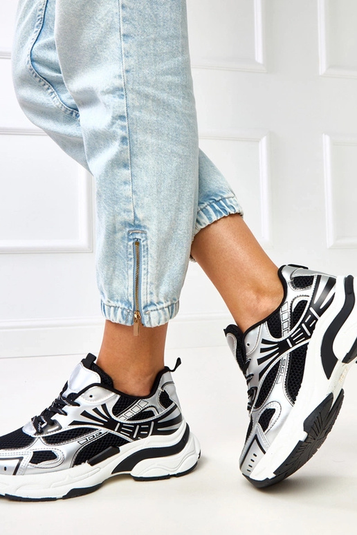 Baskets noires avec semelle épaisse Tims Baskets noires avec semelle épaisse Tims