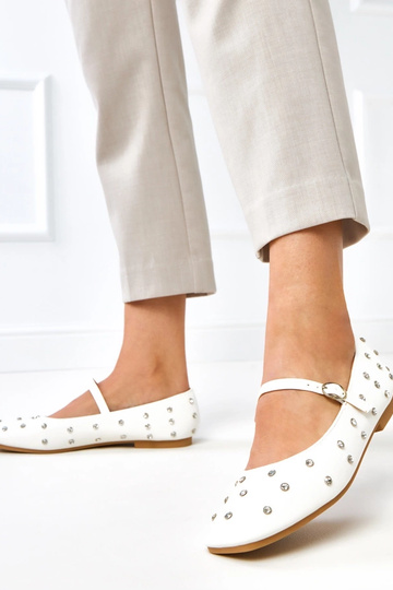 Ballerines blanches avec...