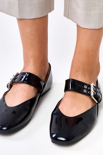 Ballerines noires vernis avec une boucle décorative, Damia 2