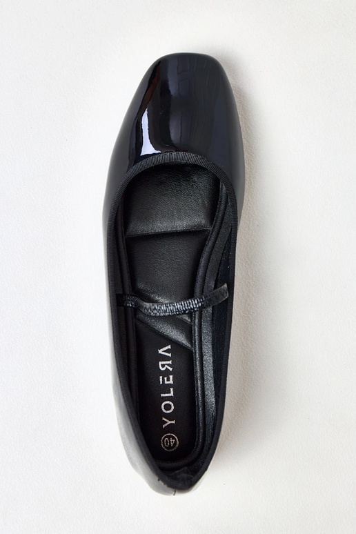 Ballerines noires verni avec... Ballerines noires verni avec...