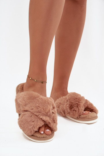 avec un manteau de fourrure Chaussons FémininPrzeplatającymi Się Paskami marron Quenelle 2