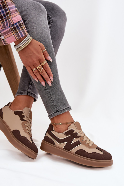 Chaussures modèle baskets Le bas des femmes Eko Peau marron Givelle