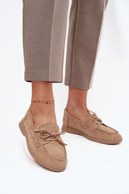 chaussures Mocassins Appartement pour femmes avec des détails élégants beige Zalina