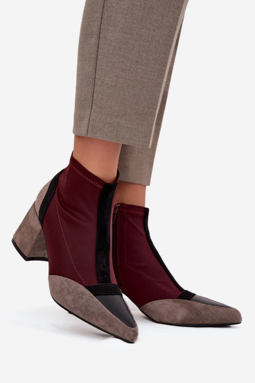 Bottes pour femmes Sur un énorme poteau Au Château Bourgogne Delvane Bottes pour femmes Sur un énorme poteau Au Château Bourgogne Delvane