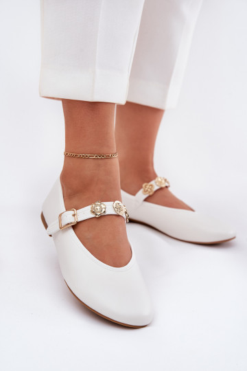 Ballerines Féminin avec des sangles I couleur doréemi Przypinkami couleur blanche Firicene