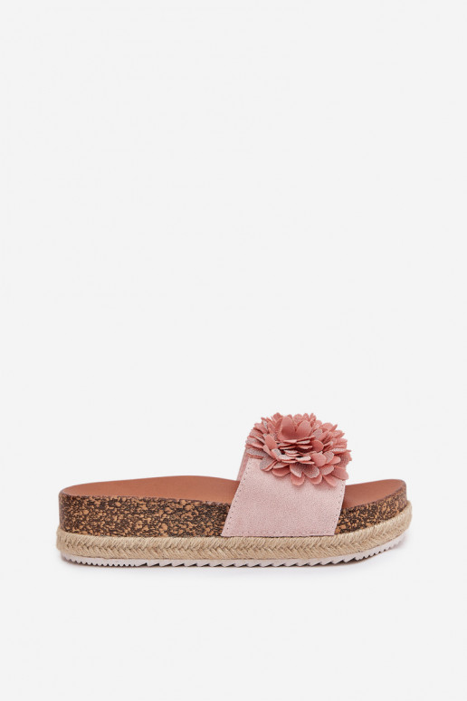 Pantoufles pour femmes avec une plateforme Avec des décorationsi avec des motifs florauxkami couleur rose Tessara Pantoufles pour femmes avec une plateforme Avec des décorationsi avec des motifs florauxkami couleur rose Tessara