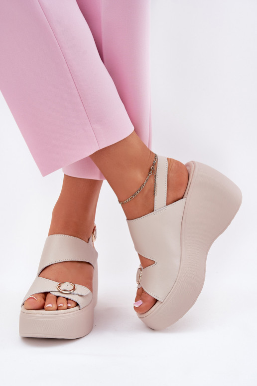 Sandales pour femmes Féminin Sur un coin et plateforme S.Barski LR51-540 beige Sandales pour femmes Féminin Sur un coin et plateforme S.Barski LR51-540 beige