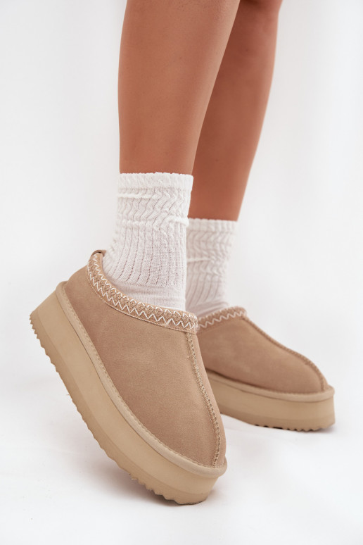 Faible en daim Bottes de neige FémininHaftem avec une plateforme Vinceza 97960 beige