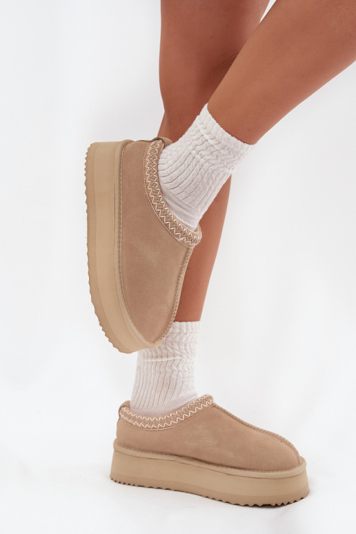 Faible en daim Bottes de neige FémininHaftem avec une plateforme Vinceza 97960 beige