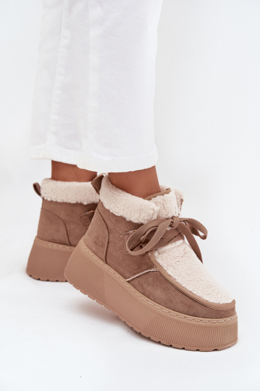 Bottes de neige Féminin avec une plateforme avec un manteau de fourrure beige Florivelle Bottes de neige Féminin avec une plateforme avec un manteau de fourrure beige Florivelle