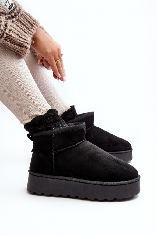 Bottes de neige Féminin avec une plateforme réchauffer avec de la fourrure à l intérieur couleur noire Xamella Bottes de neige Féminin avec une plateforme réchauffer avec de la fourrure à l intérieur couleur noire Xamella