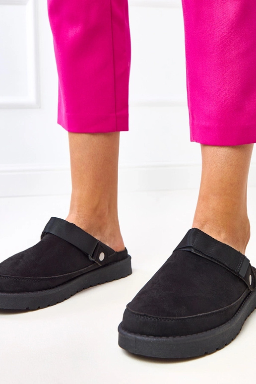 Mules noires avec velcro Miluska Mules noires avec velcro Miluska