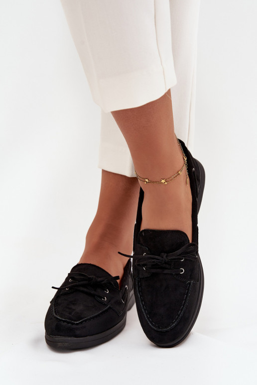 chaussures Mocassins Appartement pour femmes avec des détails élégants couleur noire Zalina