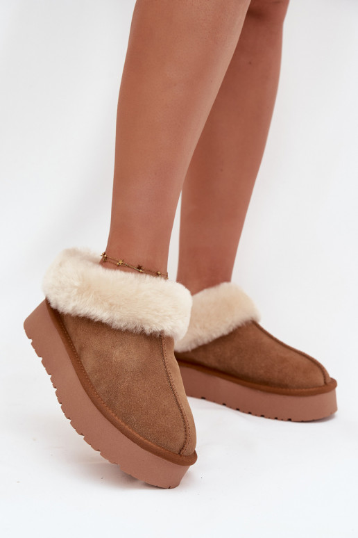 Peau en daim Bottes de neige Féminin avec un manteau de fourrure marron Mivelle