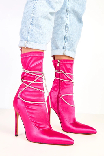Bottines roses satinées à talon ornées de zirconiums Tolnai 2