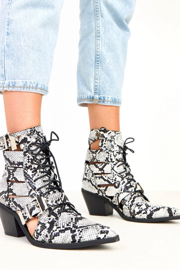 Bottines noir et blanc à talon colonne lacées avec découpes Verica