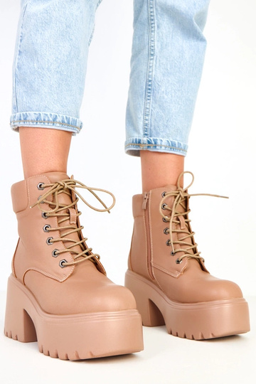 Bottines couleur sable à...