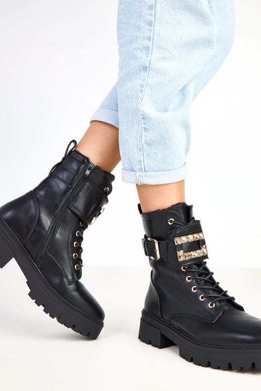 Bottes noires chaudes sur plateforme...