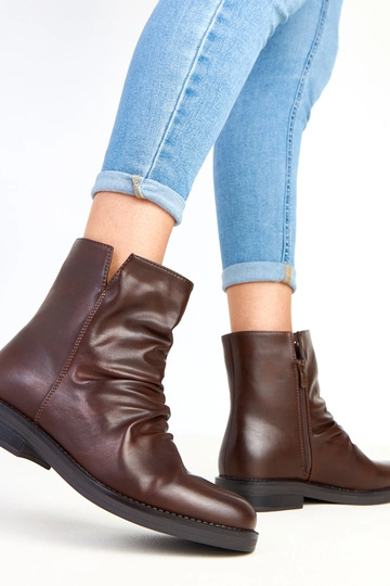 Bottes brunes pour femmes... 2