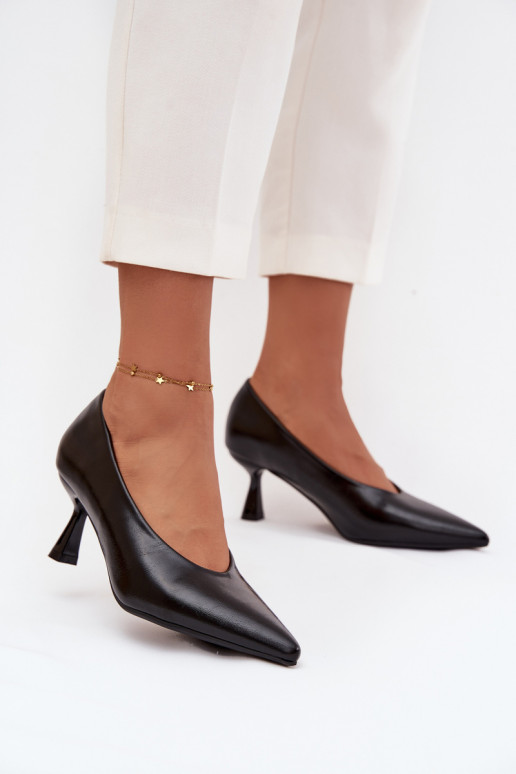 avec effet vernis Chaussures avec des talons fins couleur noire Gavrielle avec effet vernis Chaussures avec des talons fins couleur noire Gavrielle