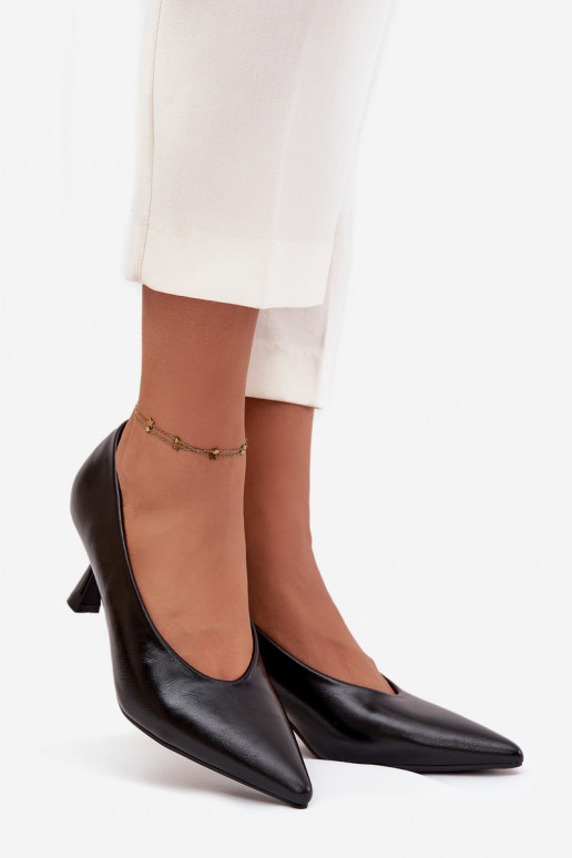 avec effet vernis Chaussures avec des talons fins couleur noire Gavrielle avec effet vernis Chaussures avec des talons fins couleur noire Gavrielle